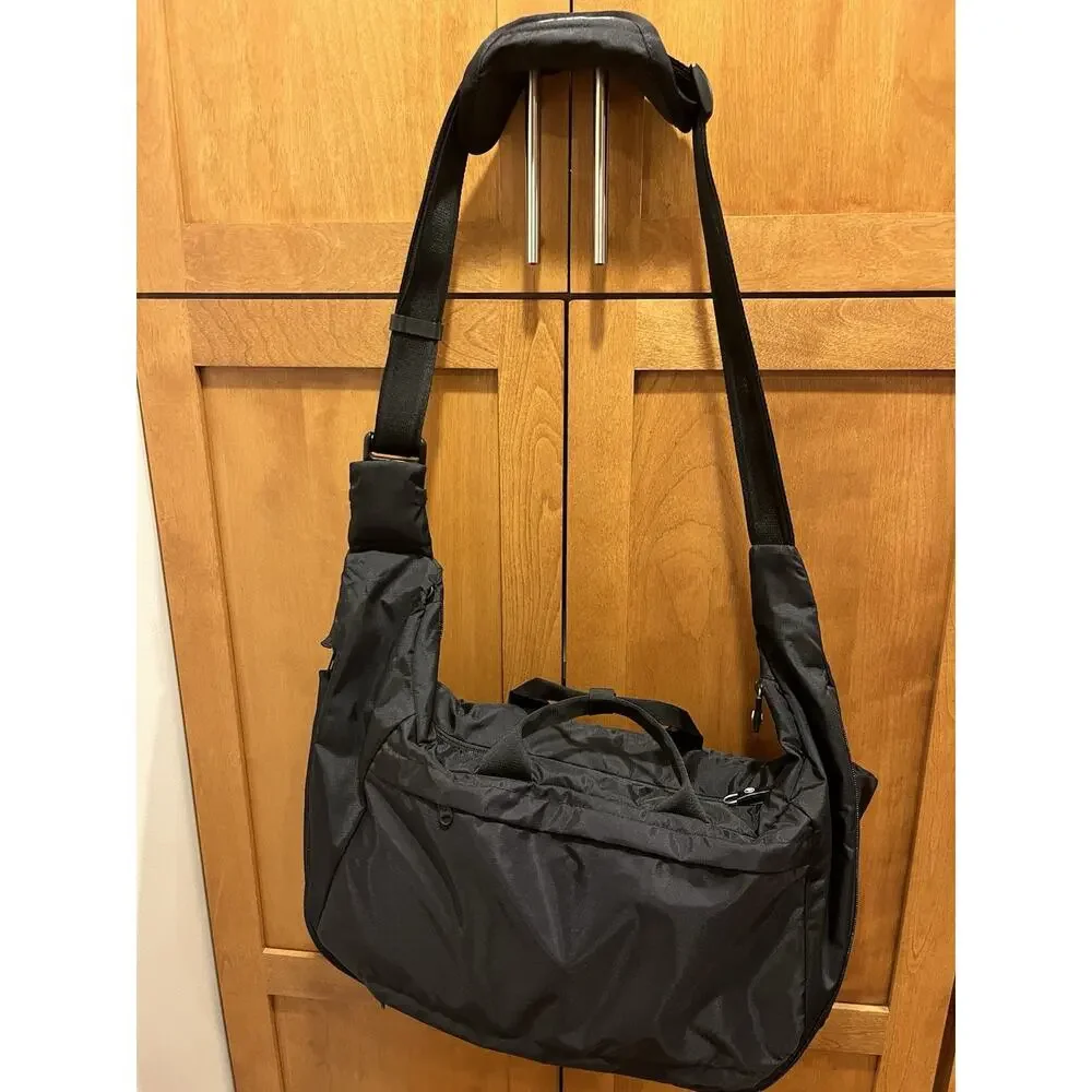 Pacsafe Camsafe V18 Anti-Theft Camera Sling Bag eXomesh Black Crossbody Backpack